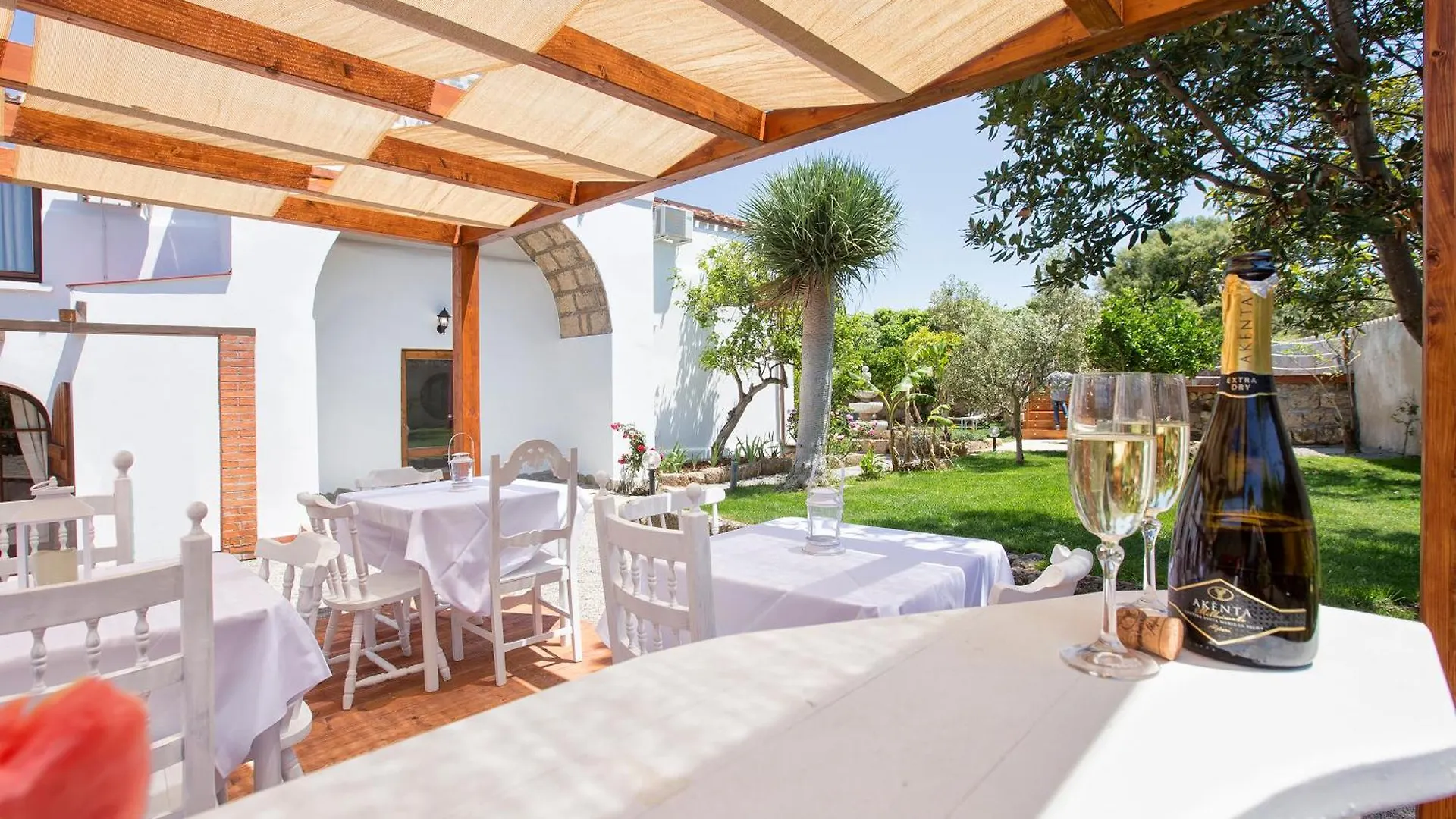 Restored Historic Mansion Paterno With Exclusive Pool, Wifi And Ac For 20 People アルゲーロ 0*,