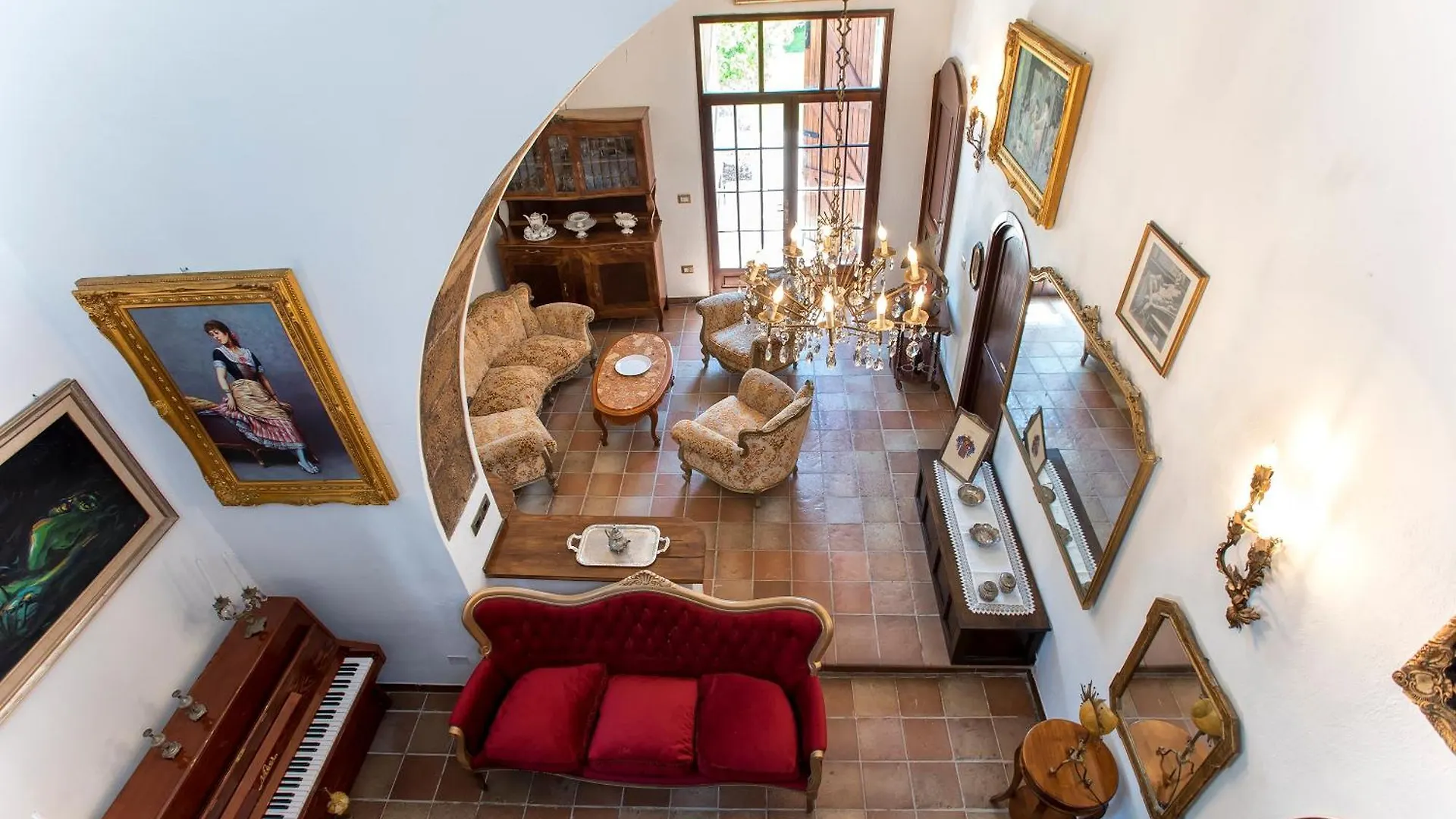 Restored Historic Mansion Paterno With Exclusive Pool, Wifi And Ac For 20 People アルゲーロ ヴィラ