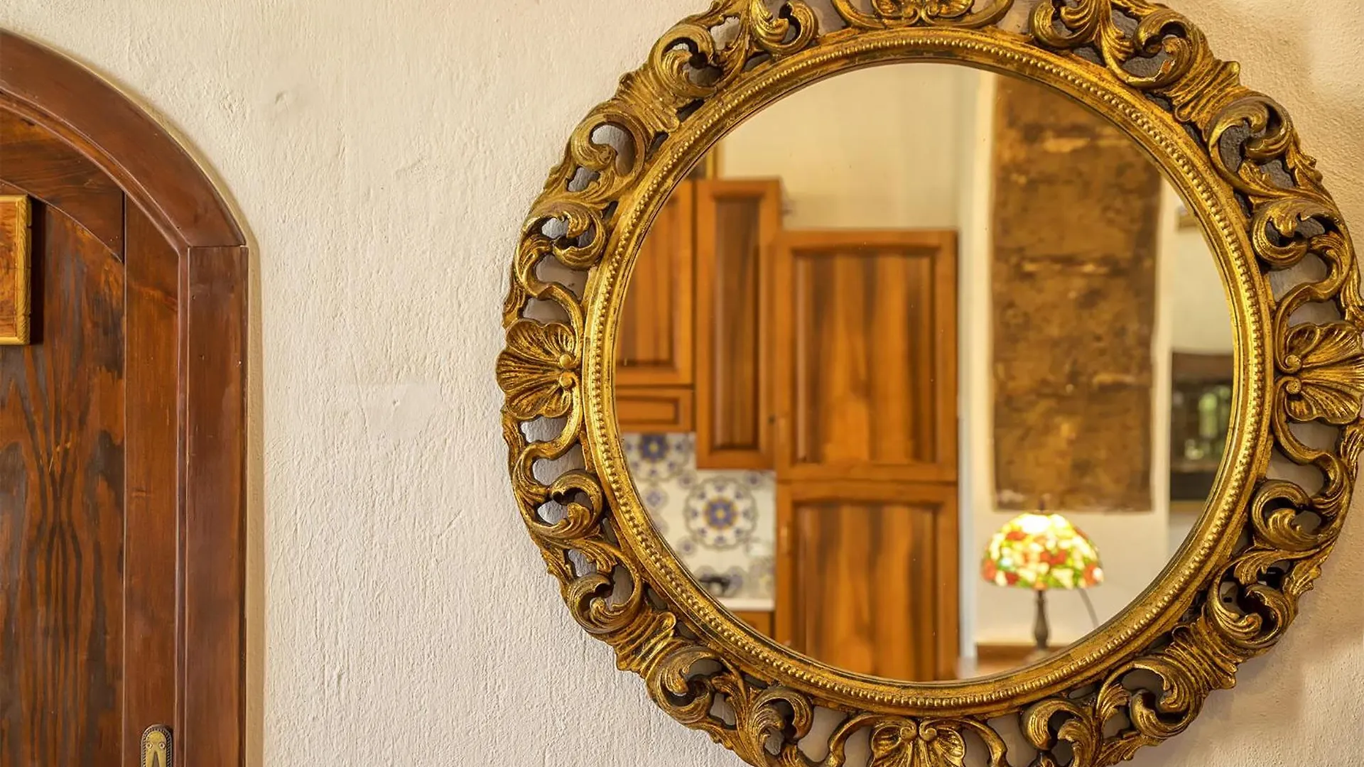Restored Historic Mansion Paterno With Exclusive Pool, Wifi And Ac For 20 People Alghero