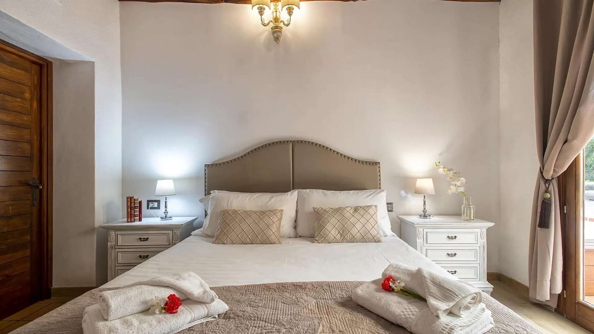 Villa Restored Historic Mansion Paterno With Exclusive Pool, Wifi And Ac For 20 People Alghero Italy