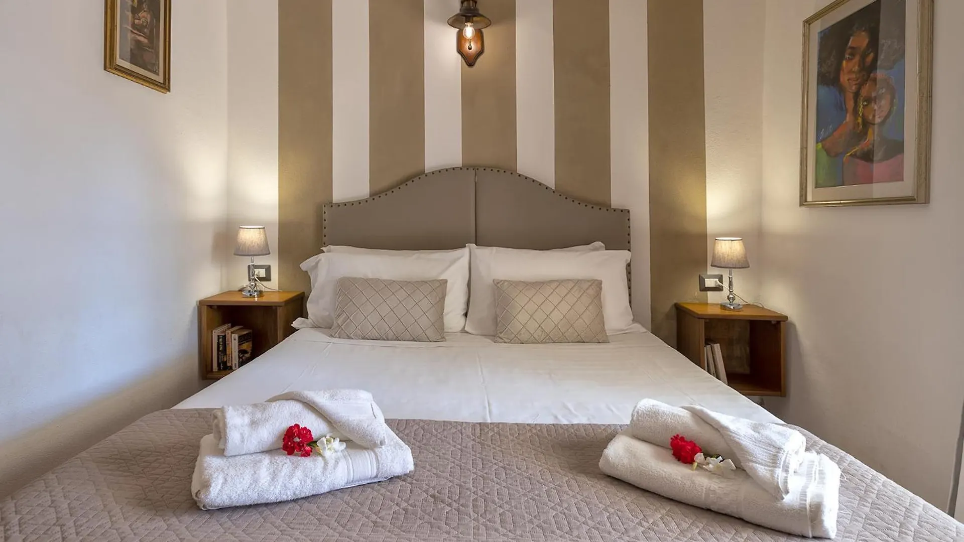 Restored Historic Mansion Paterno With Exclusive Pool, Wifi And Ac For 20 People Alghero 0*,  Italy