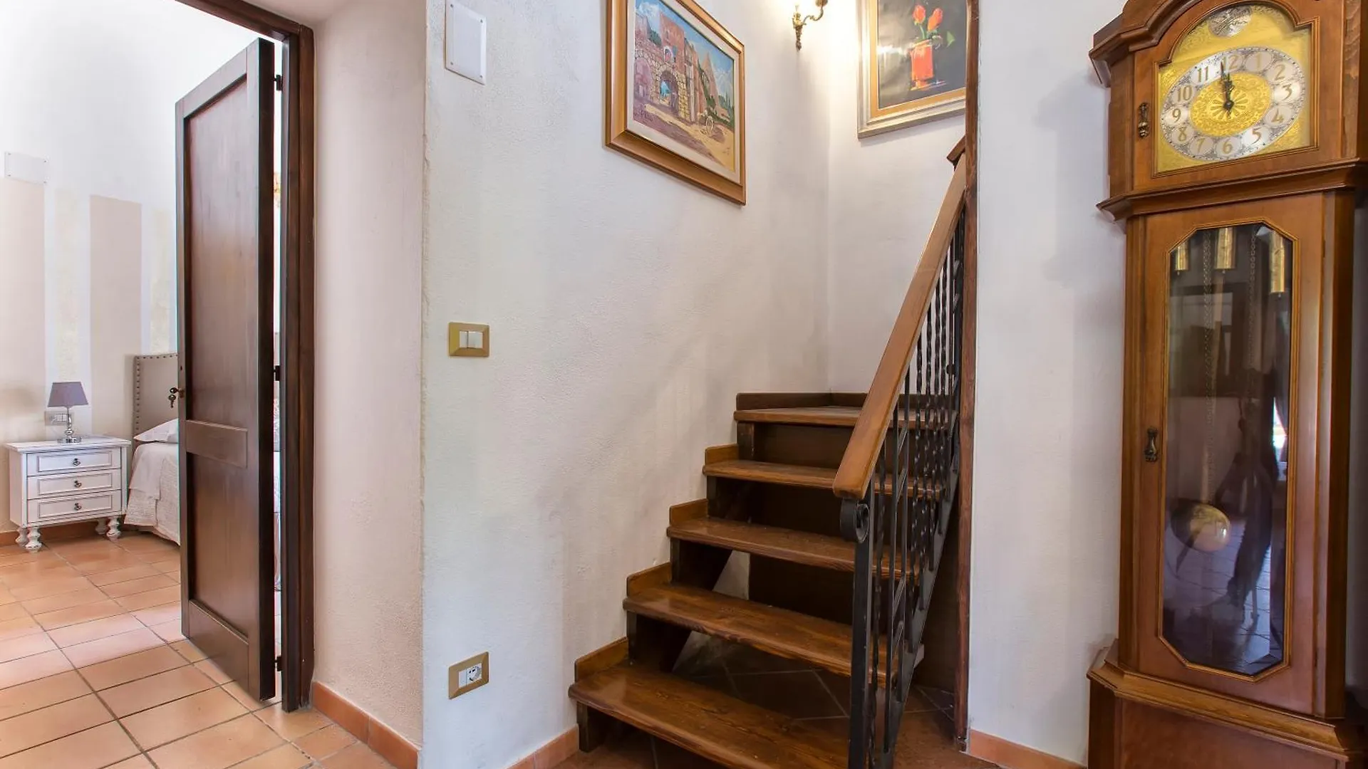 Restored Historic Mansion Paterno With Exclusive Pool, Wifi And Ac For 20 People Alghero