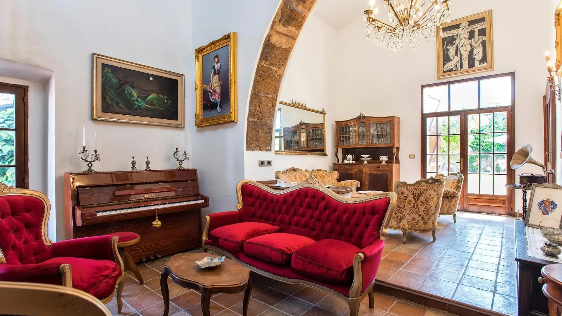 Restored Historic Mansion Paterno With Exclusive Pool, Wifi And Ac For 20 People Alghero 0*,  Italy