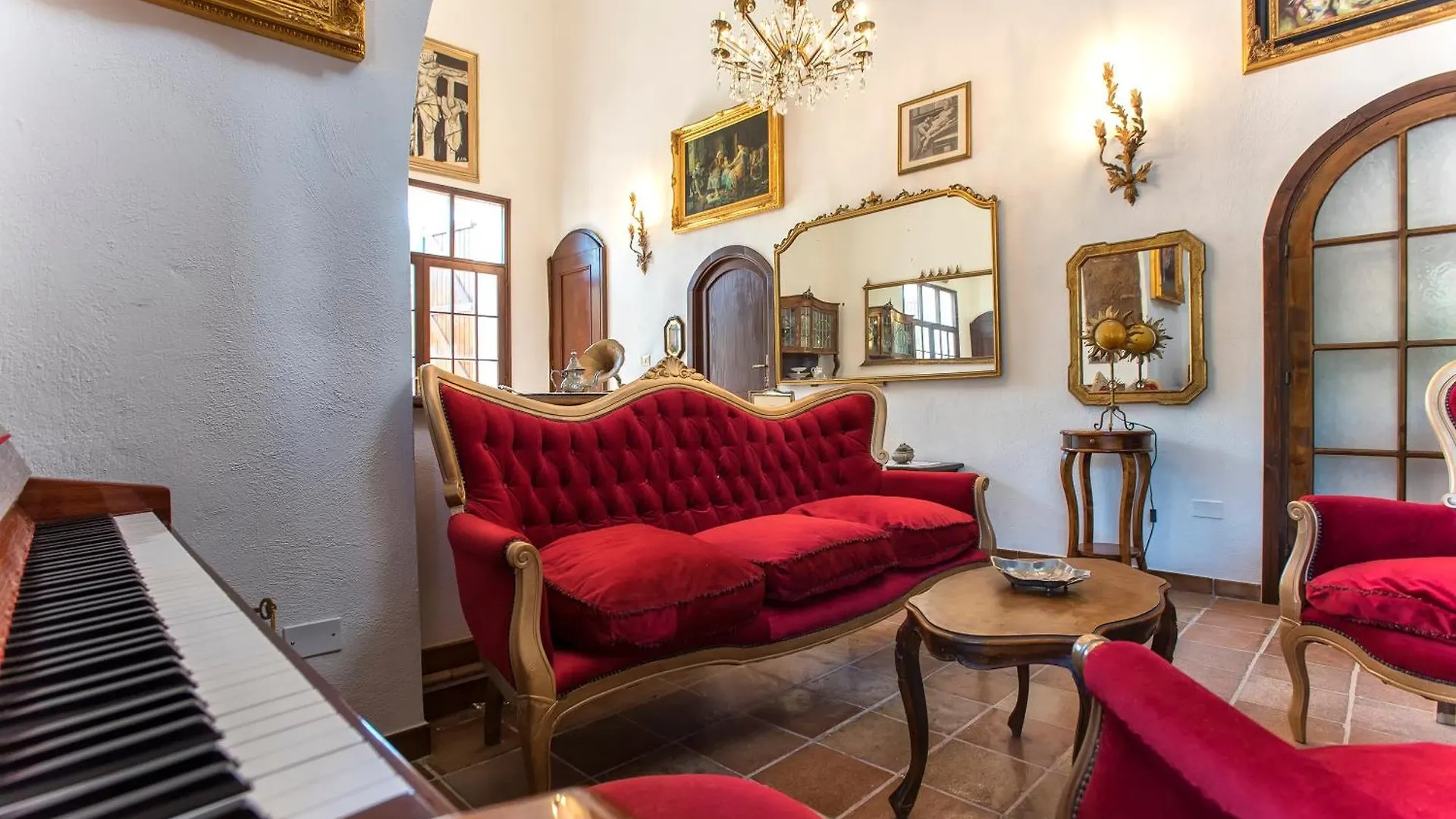 Restored Historic Mansion Paterno With Exclusive Pool, Wifi And Ac For 20 People Alghero