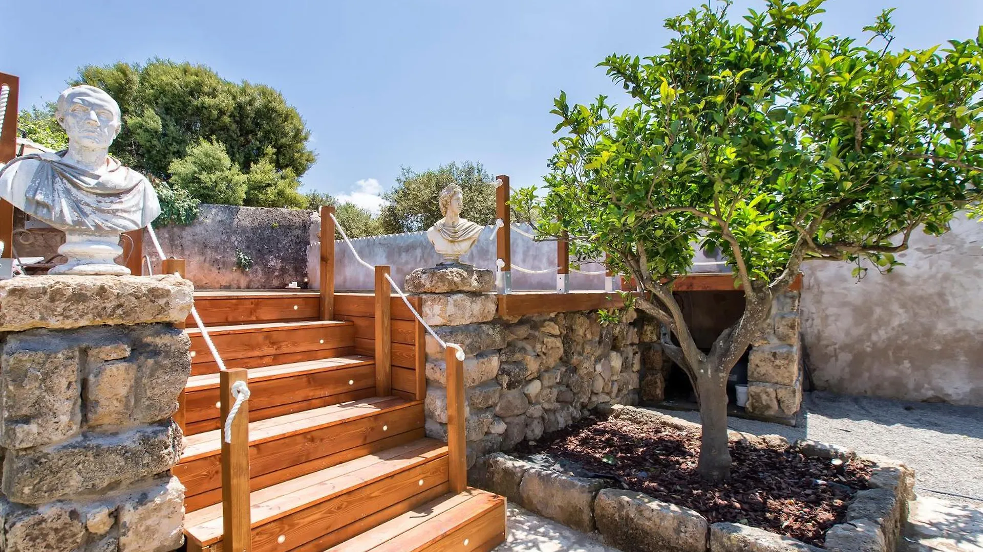 Restored Historic Mansion Paterno With Exclusive Pool, Wifi And Ac For 20 People Alghero Italy