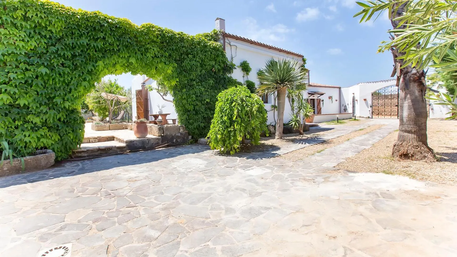 Villa Restored Historic Mansion Paterno With Exclusive Pool, Wifi And Ac For 20 People Alghero