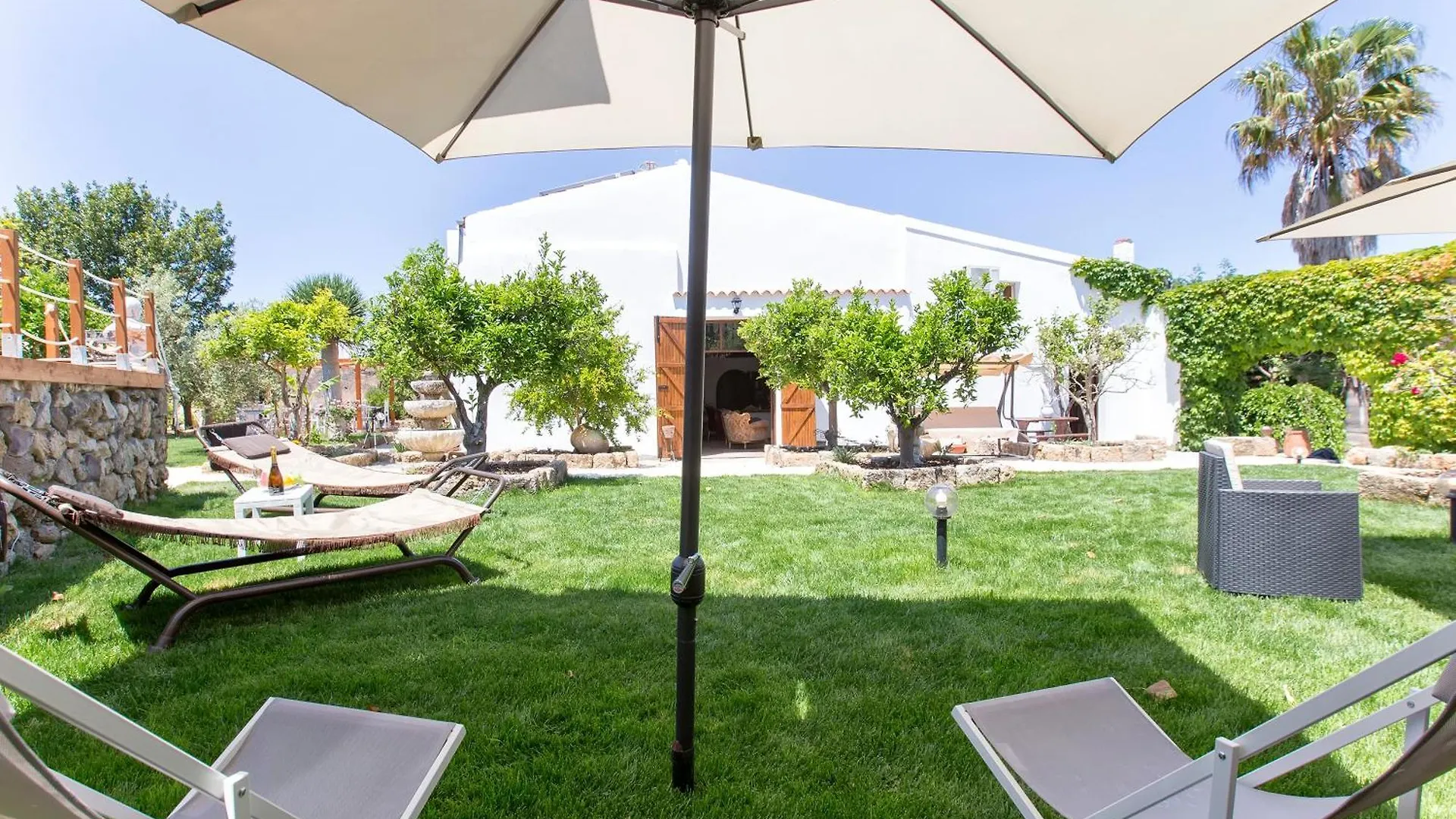 Restored Historic Mansion Paterno With Exclusive Pool, Wifi And Ac For 20 People Alghero