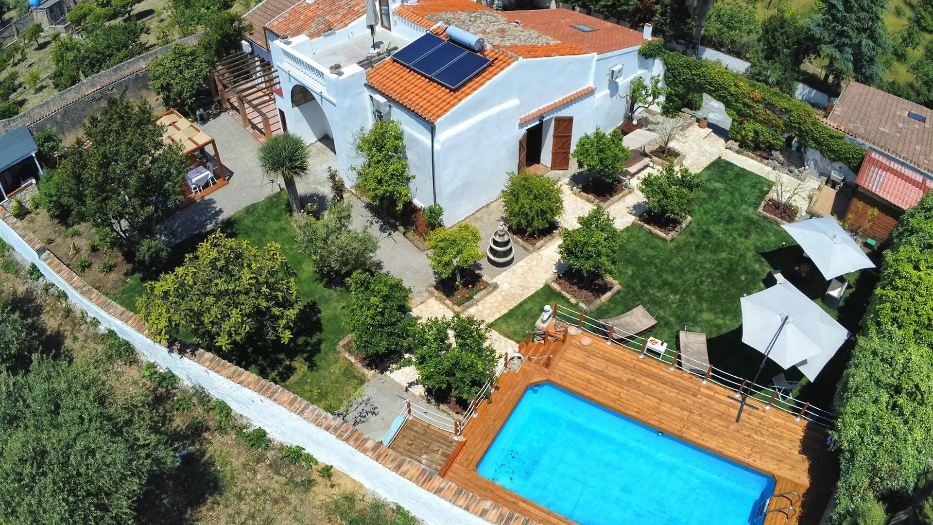 Villa Restored Historic Mansion Paterno With Exclusive Pool, Wifi And Ac For 20 People Alghero